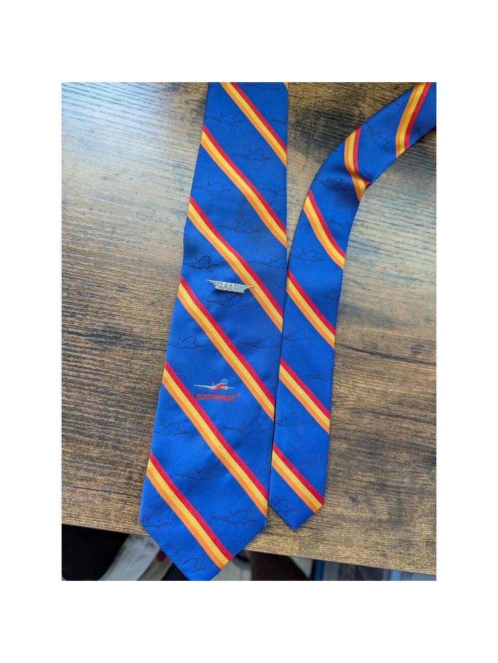 Southwest Airlines Blue Stripe Tie with SWAPA Pin